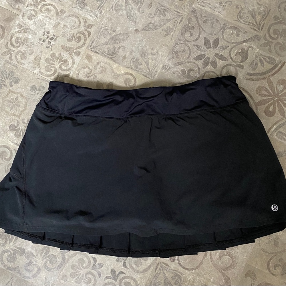 LuLu Lemon Tennis skirt